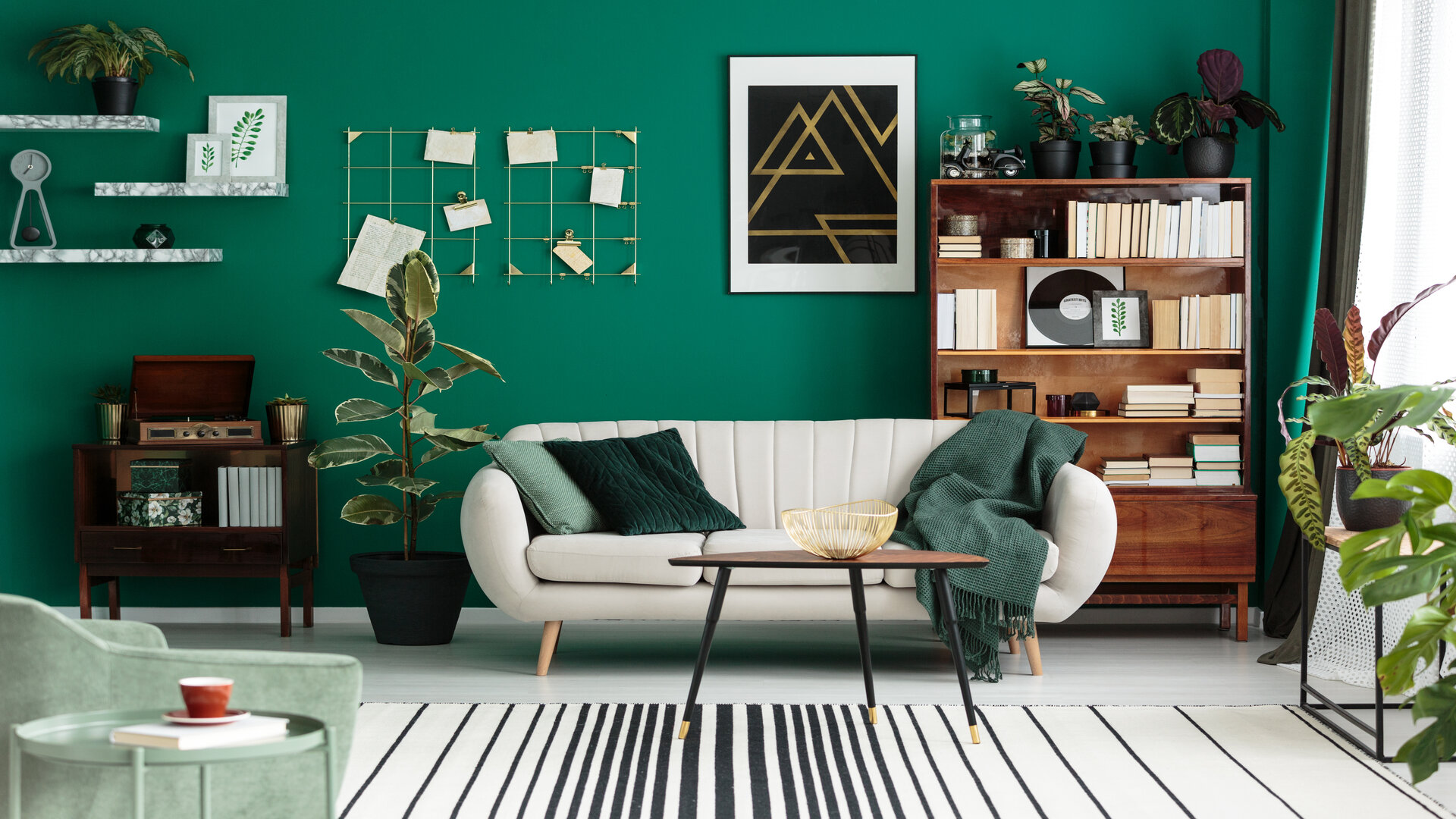 Décoration salon green : nouvelle tendance qui fait fureur !